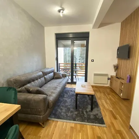 Nikolic Nora Апартаменты