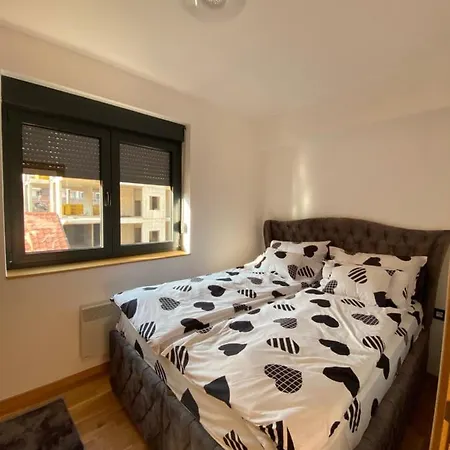 Nikolic Nora Апартаменты